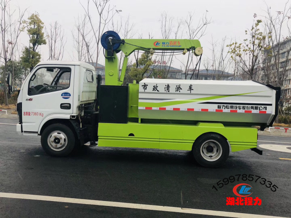 國(guó)六東風(fēng)小多利卡清淤車
