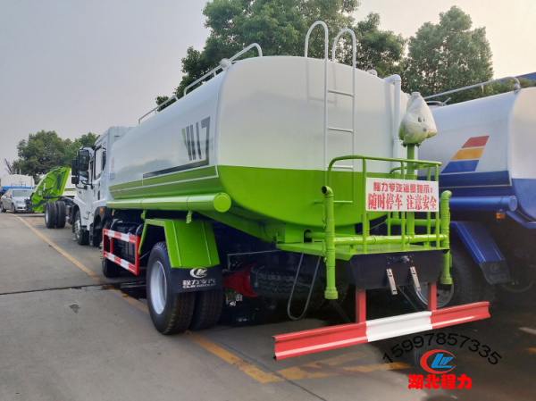 國六東風(fēng)D9多利卡灑水車