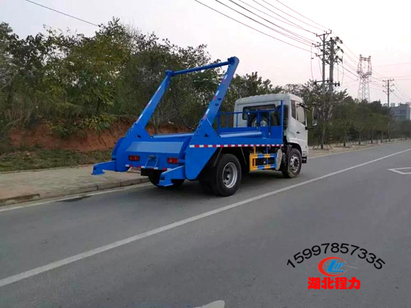 國(guó)六東風(fēng)天錦擺臂式垃圾車